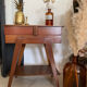 Travailleuse vintage pieds compas