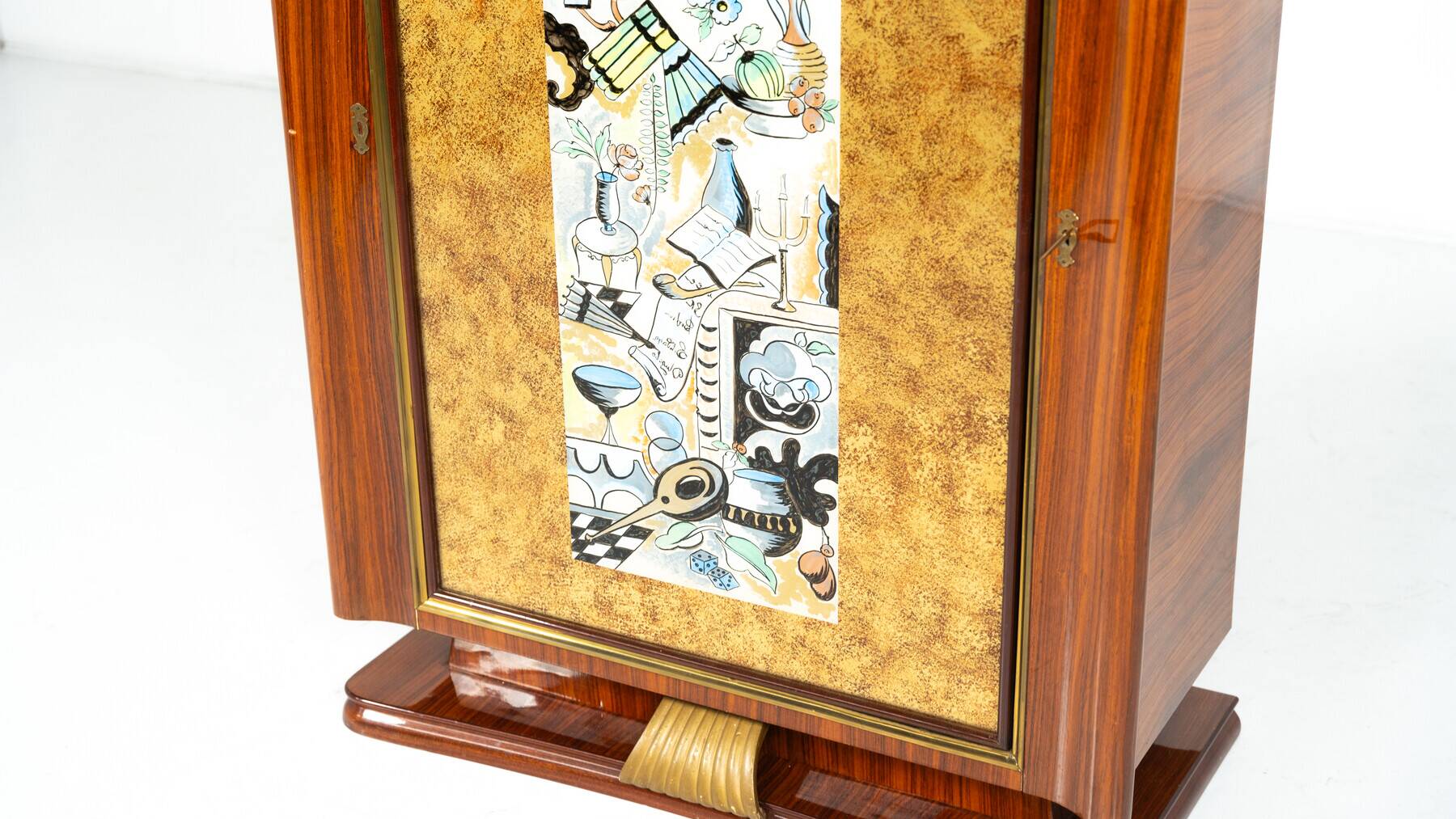 Mid-century modern bar cabinet by Paolo Buffa, 1950s.