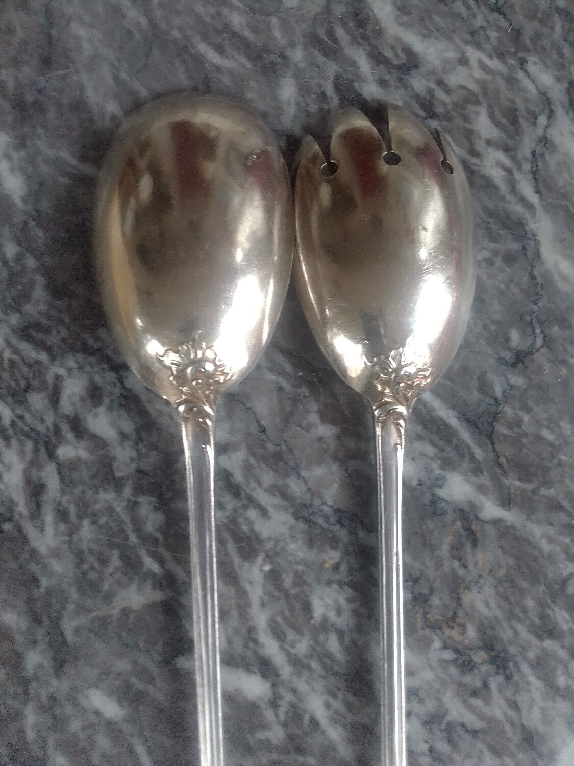Silver metal salad cutlery