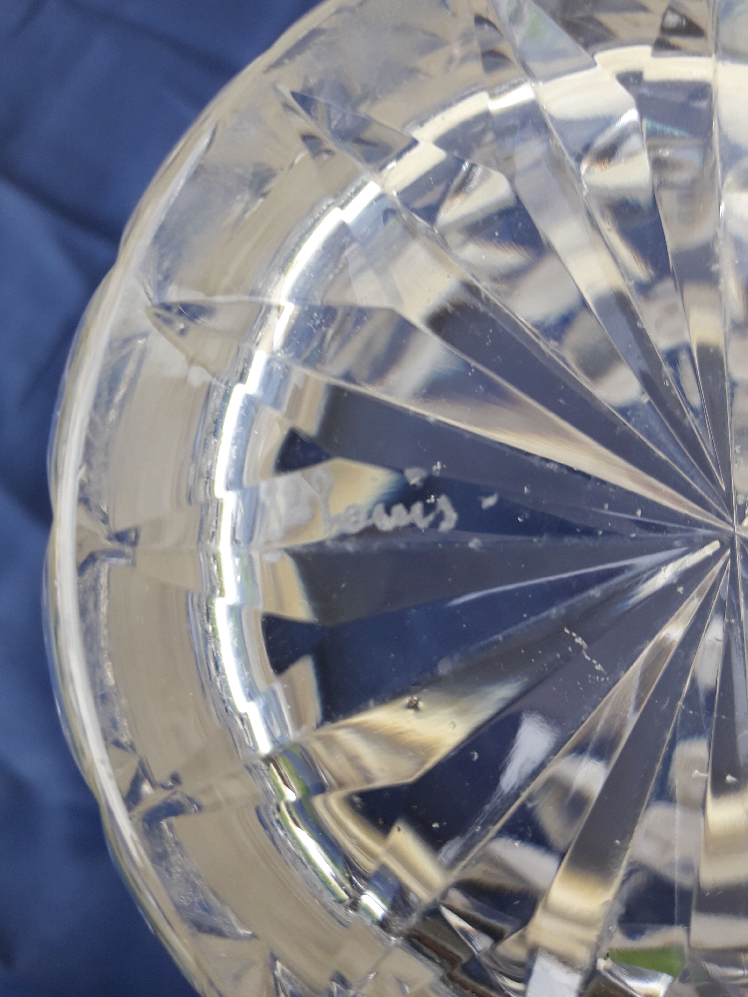 Ice bucket ice cubes signed crystal Saint Louis