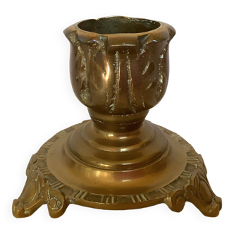 Tripod bronze candle holder