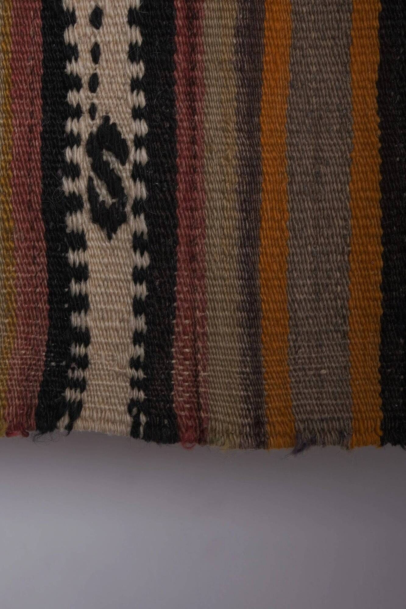 Vintage Turkish kilim, handwoven, 166x369 cm.