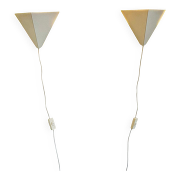 Paire d'appliques  pyramidales géométriques par J.J.M. Hoogervorst pour Anvia Nederland, Pays-Bas, années 1960
