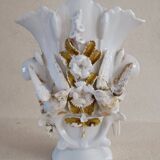 Bridal vase with bird decoration