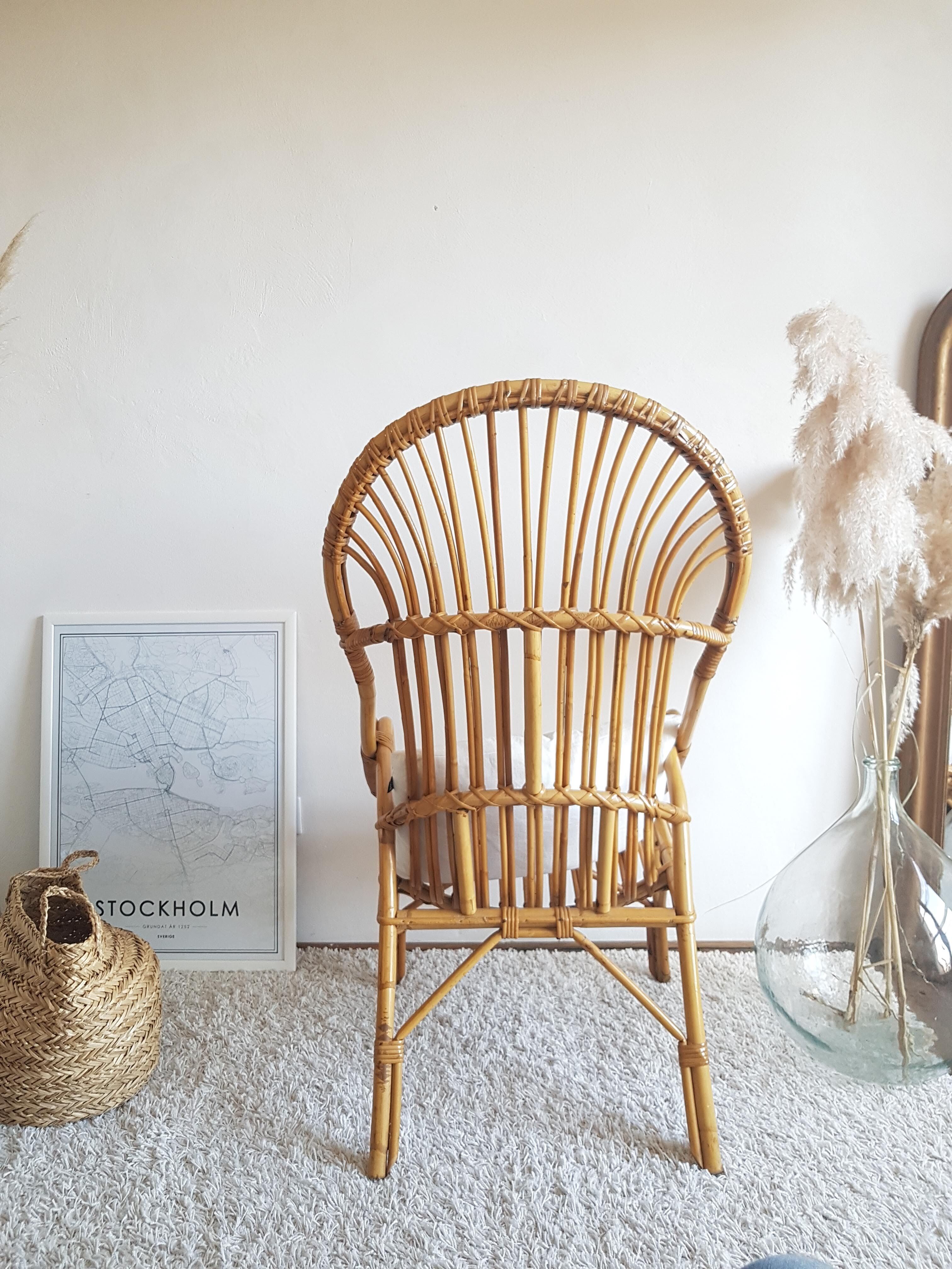 Vintage rattan chair