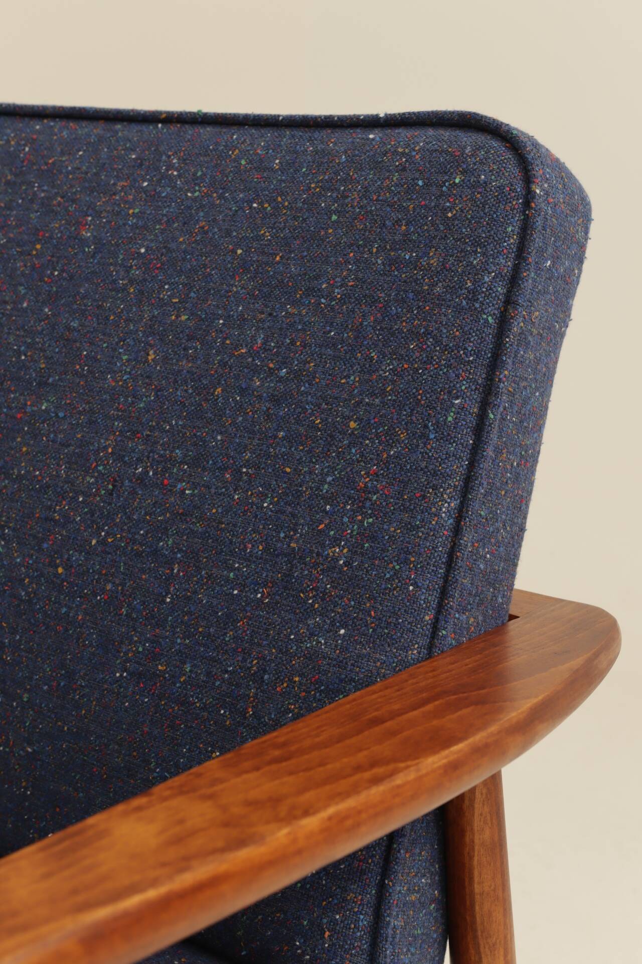 Paire de fauteuils scandinave vintage bleu marine tweed 