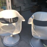 Fauteuil tulip pivotant