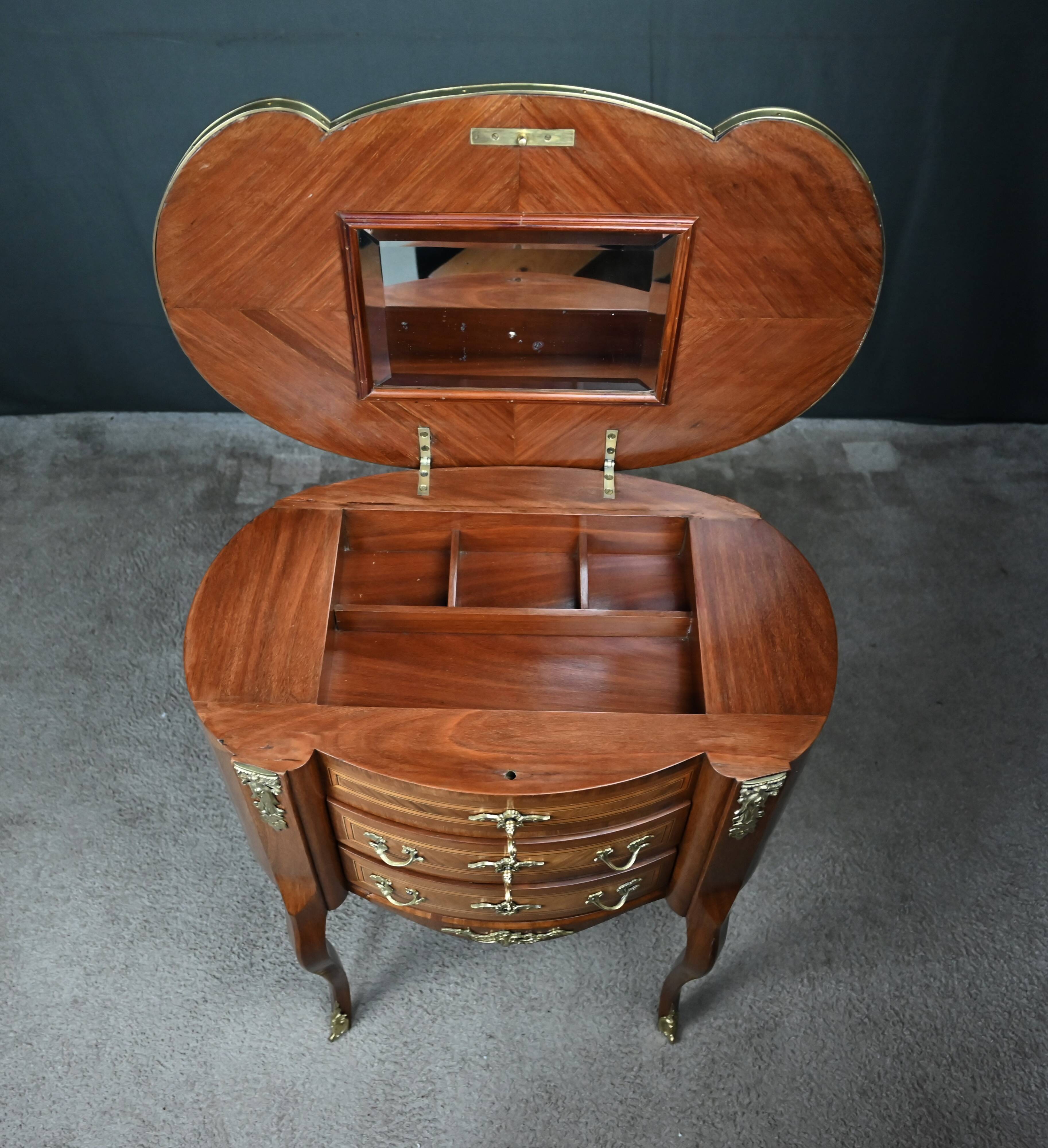 Petite Commode Coiffeuse en Acajou, style Transition – 1940
