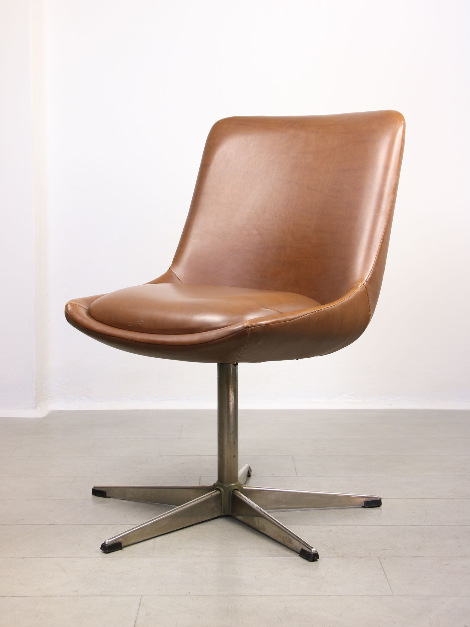 Mid-century Brown Leatherette Swivel Chair from Stol