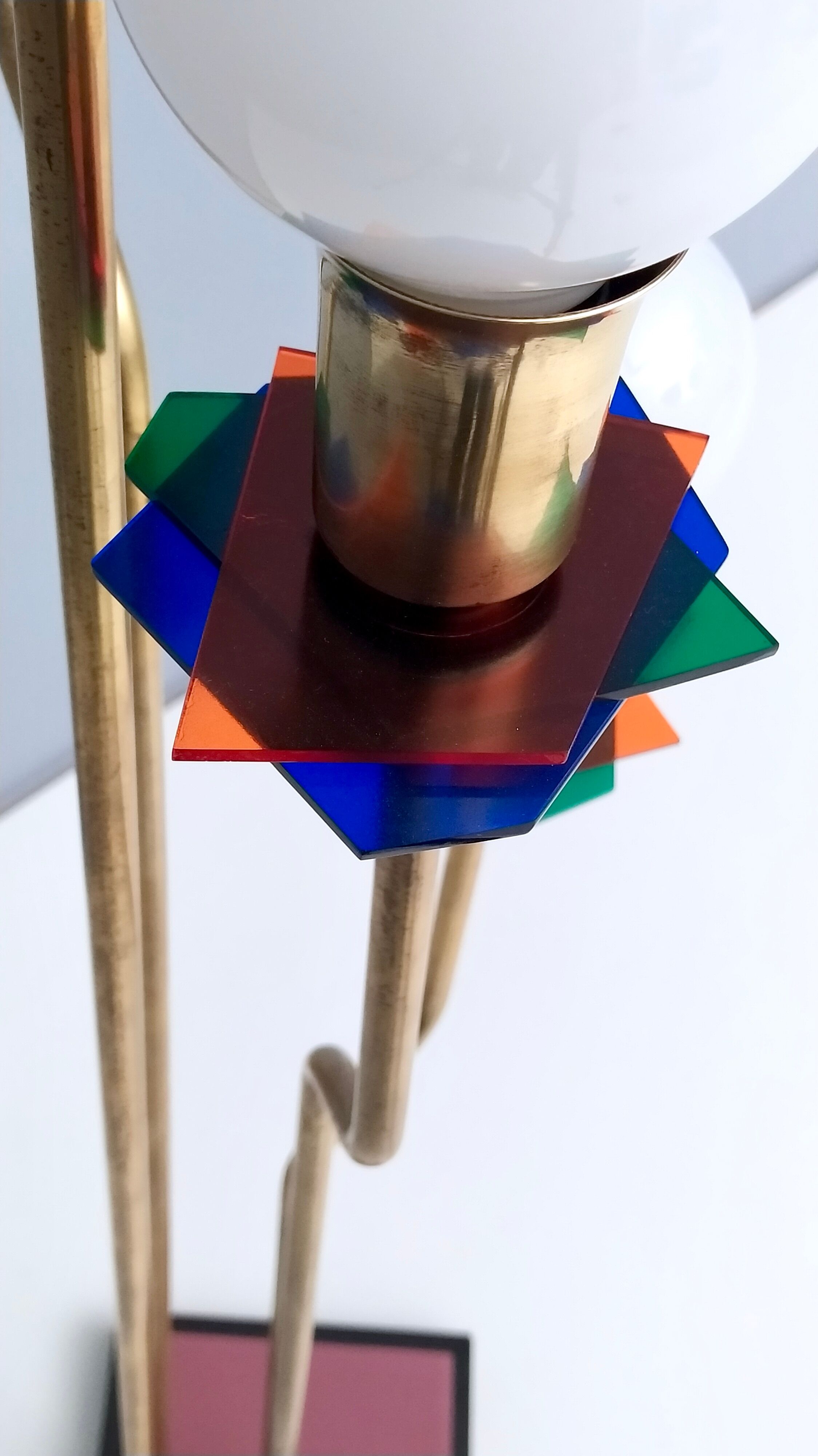 Brass, varnished metal and plexiglas floor lamp "alberelli" by c. la gaipa, 2020