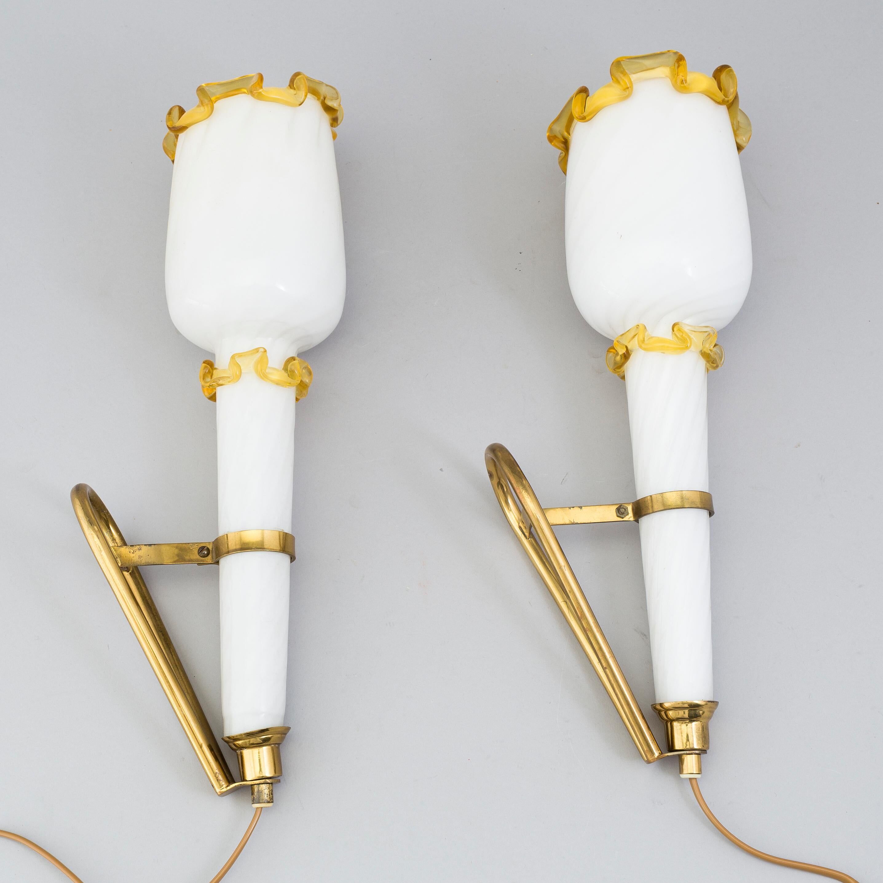 Pair of Murano wall lights Italy 1940