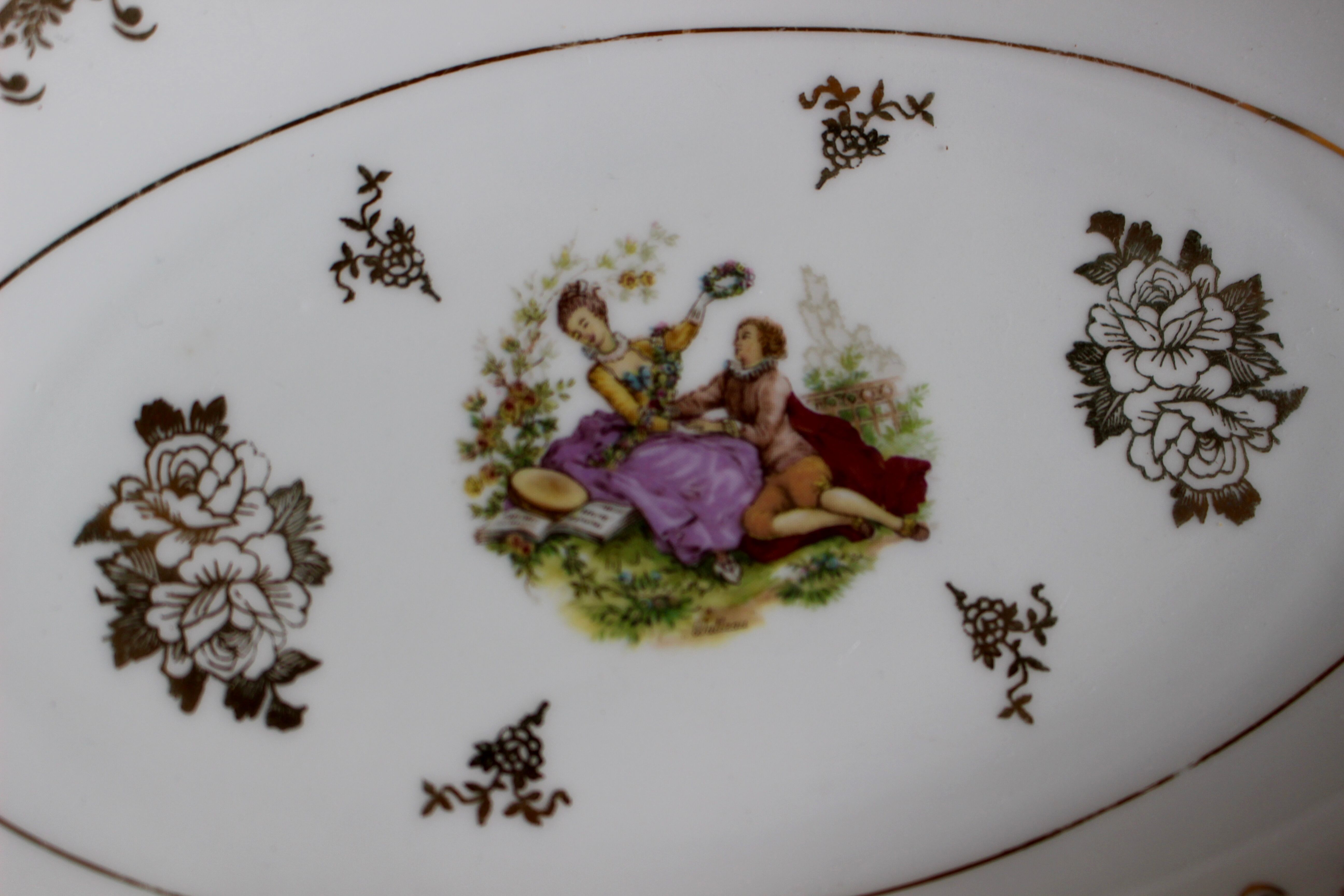 Pair of Porcelain Dishes