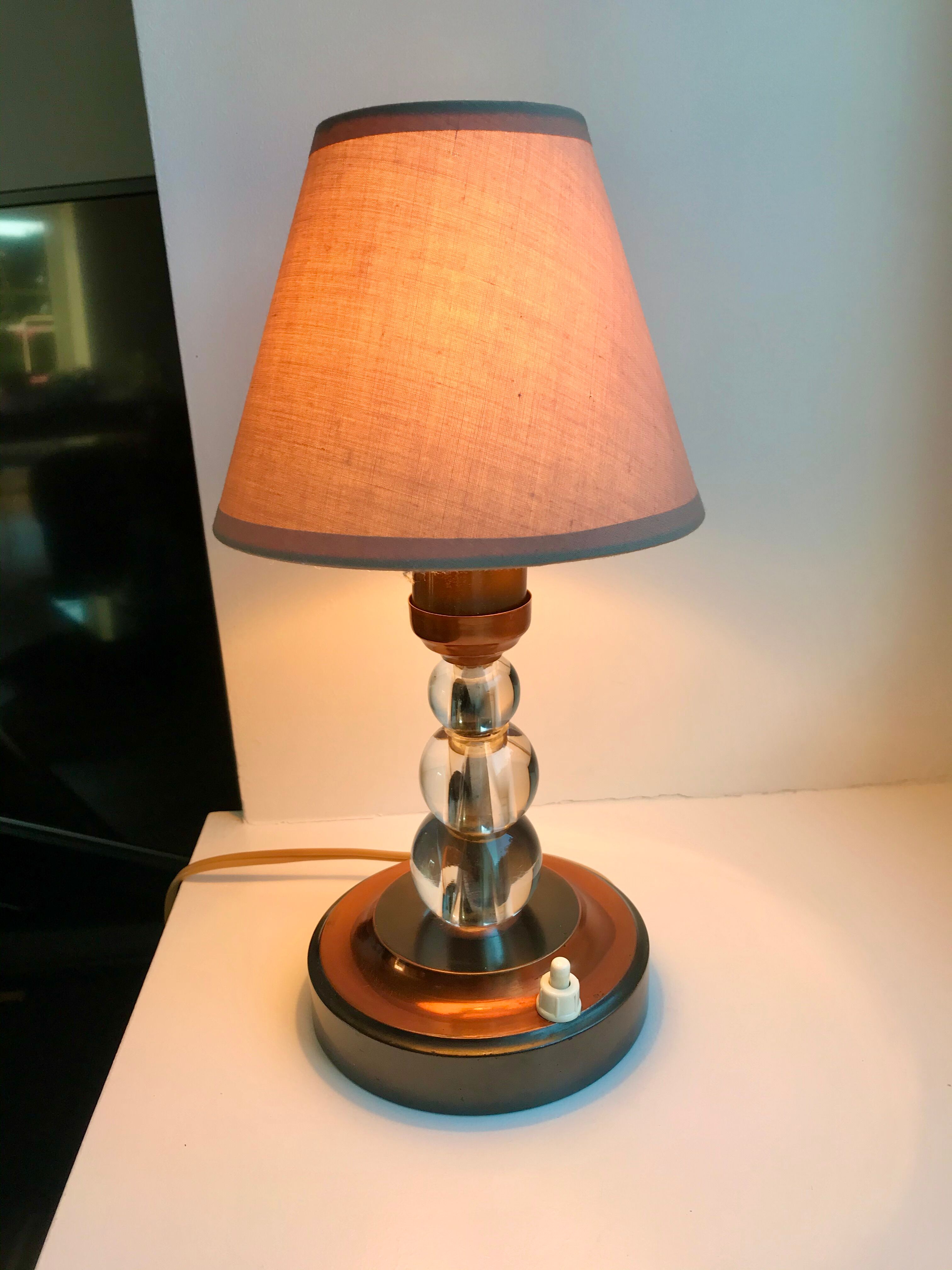 Lampe à poser en cuivre et verre art déco années 30