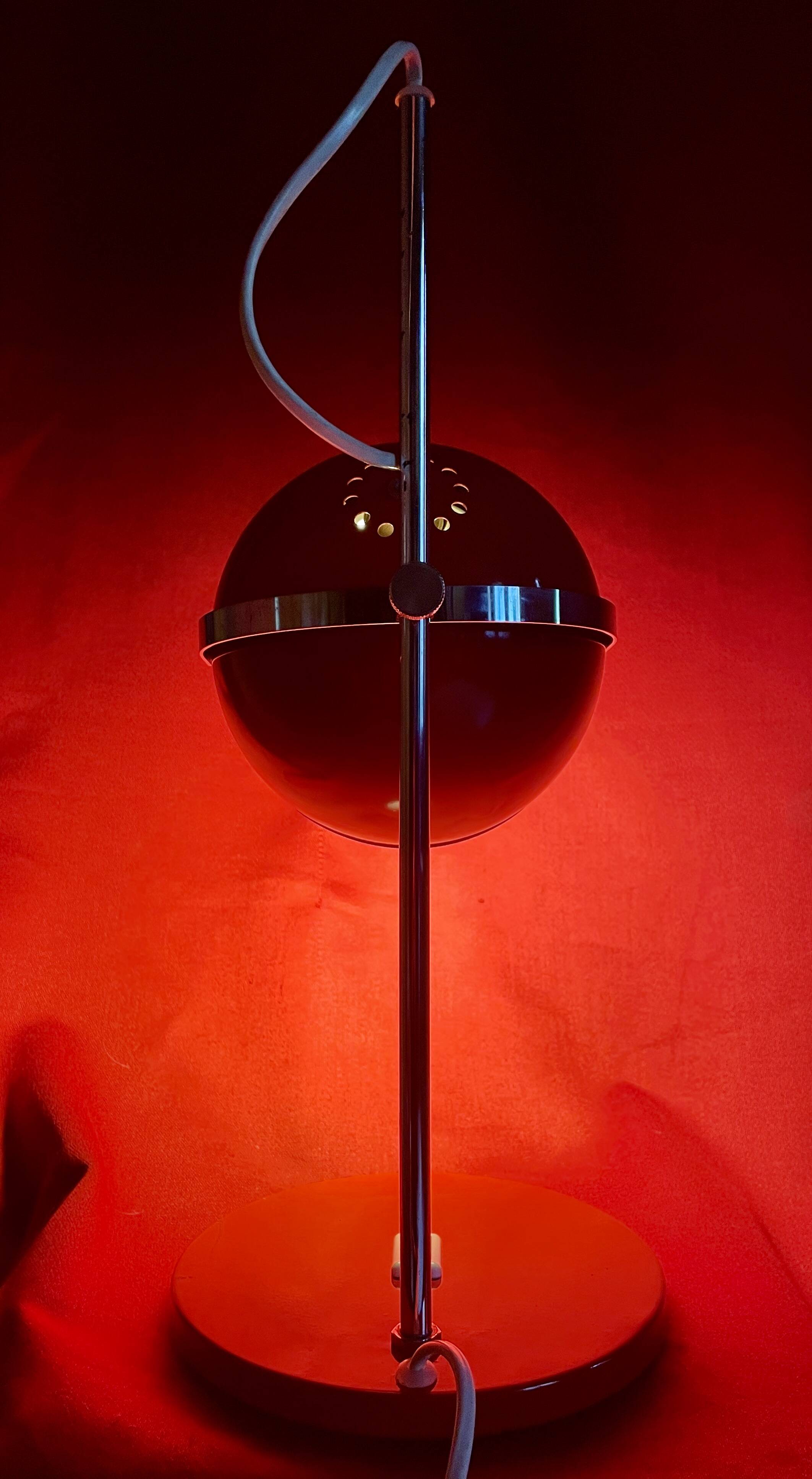 Large Eyeball lamp, vintage, from the 70s