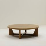Table basse ronde en bois wengé, années 1960, Pays-Bas.