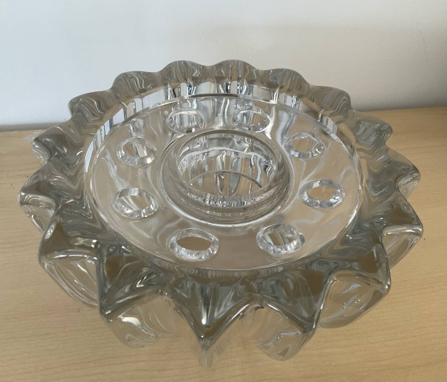 Vase pique fleurs en cristal des années 70