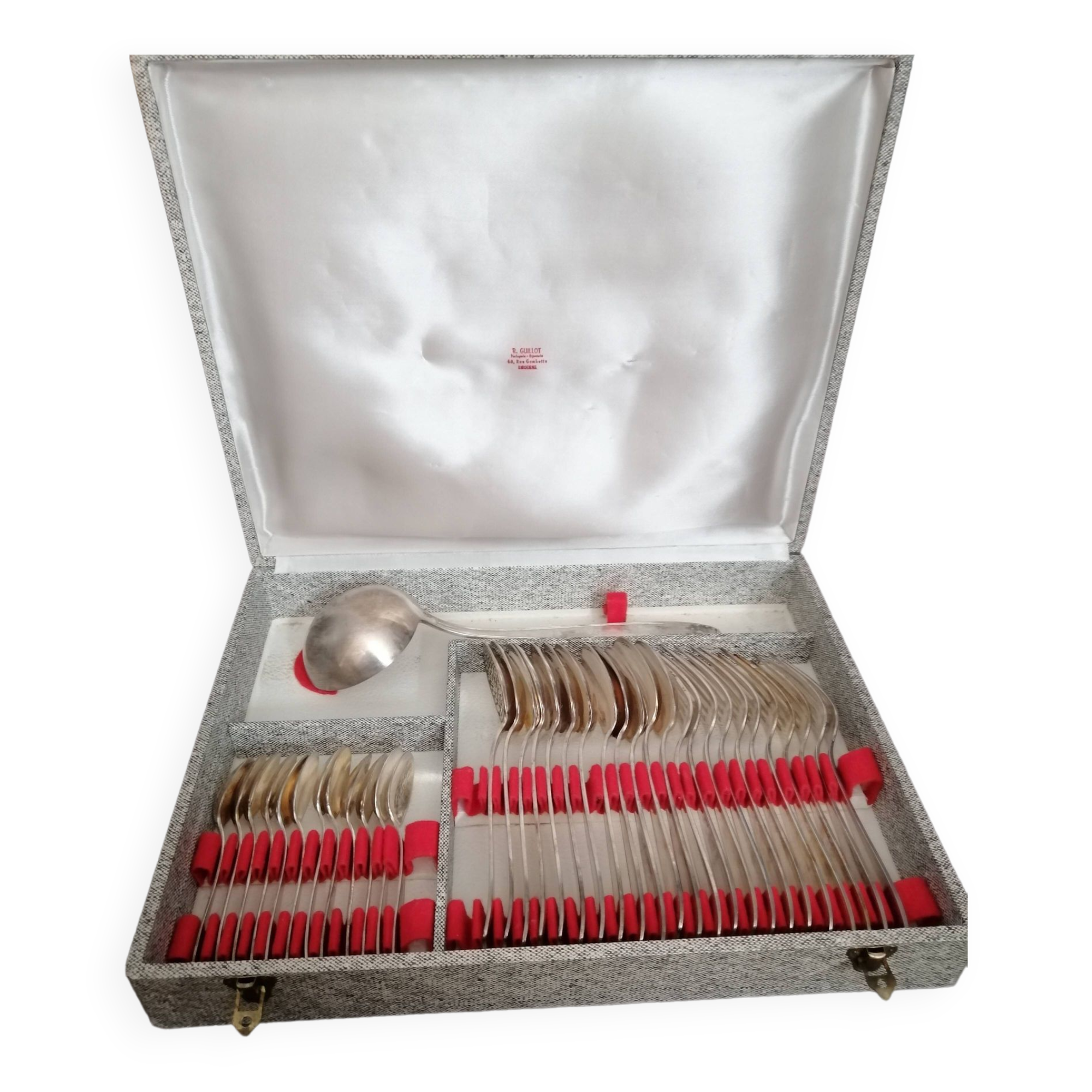 White metal household (punch 84)