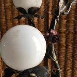 Footlight with opaque crystal globes.