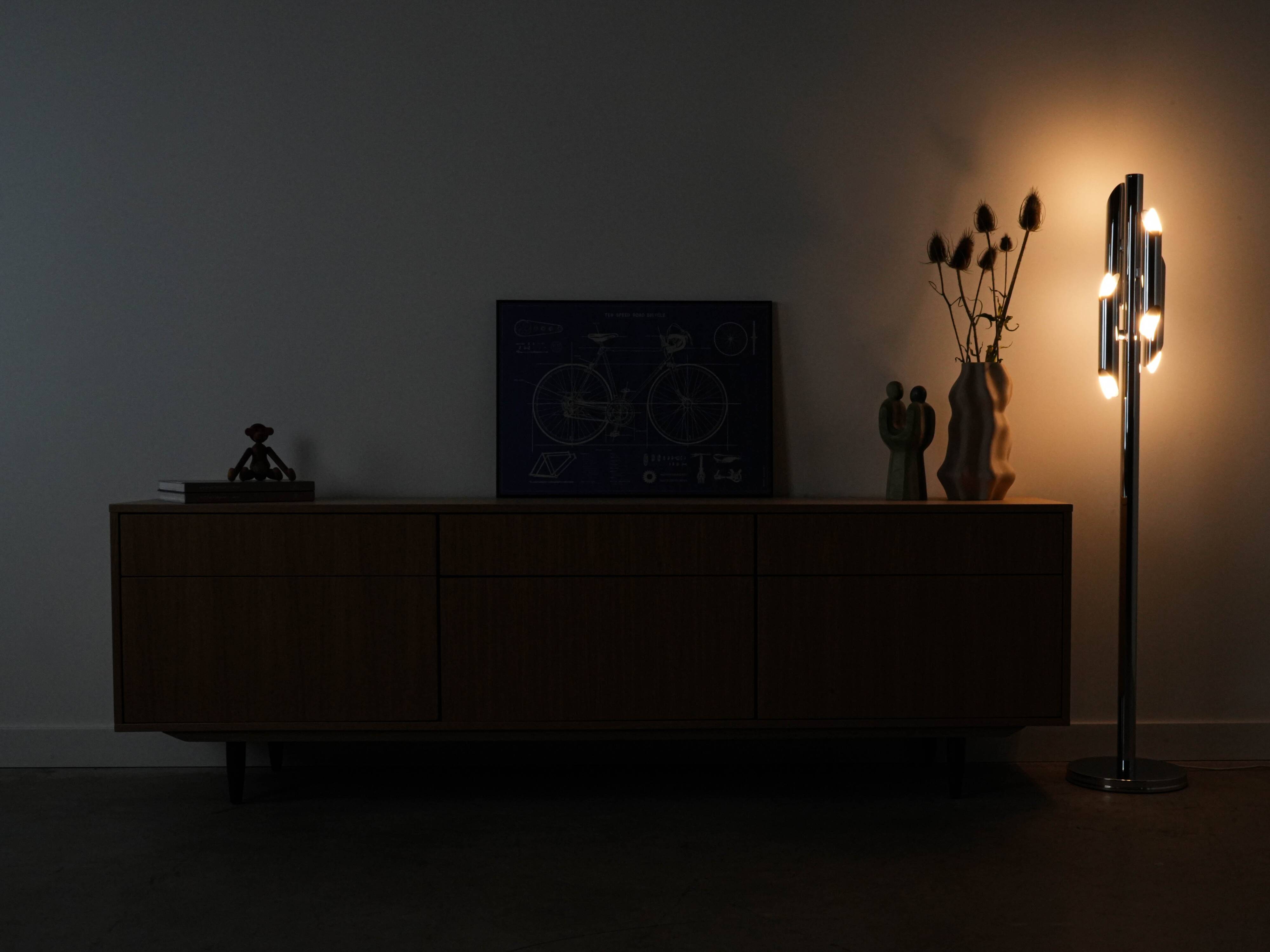 Metal floor lamp, Space Age, manufactured in Italy