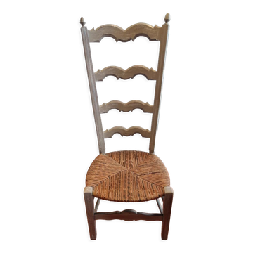 Straw chair