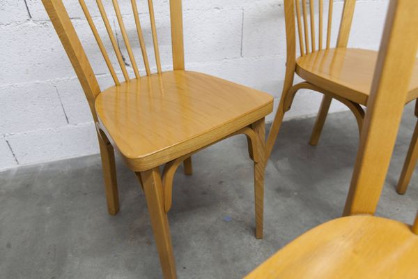 Ensemble de 4 chaises bistrot Baumann modèle 153 estampillées 1981