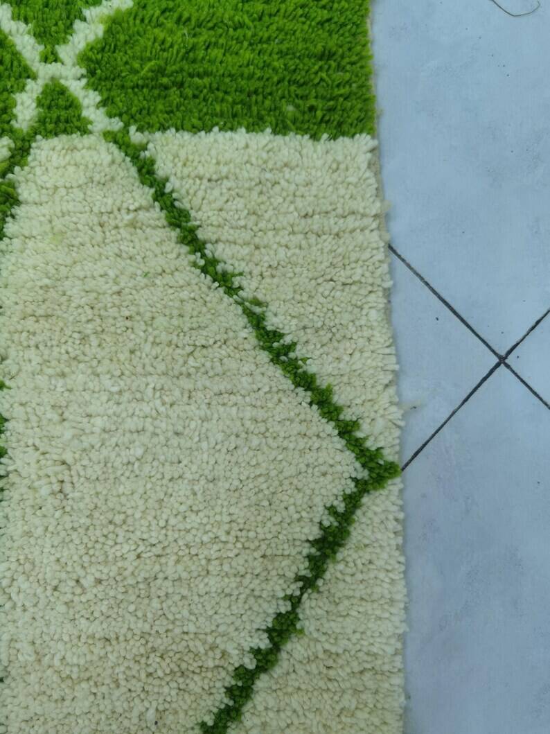 Handmade Moroccan rug 200cm x 300cm