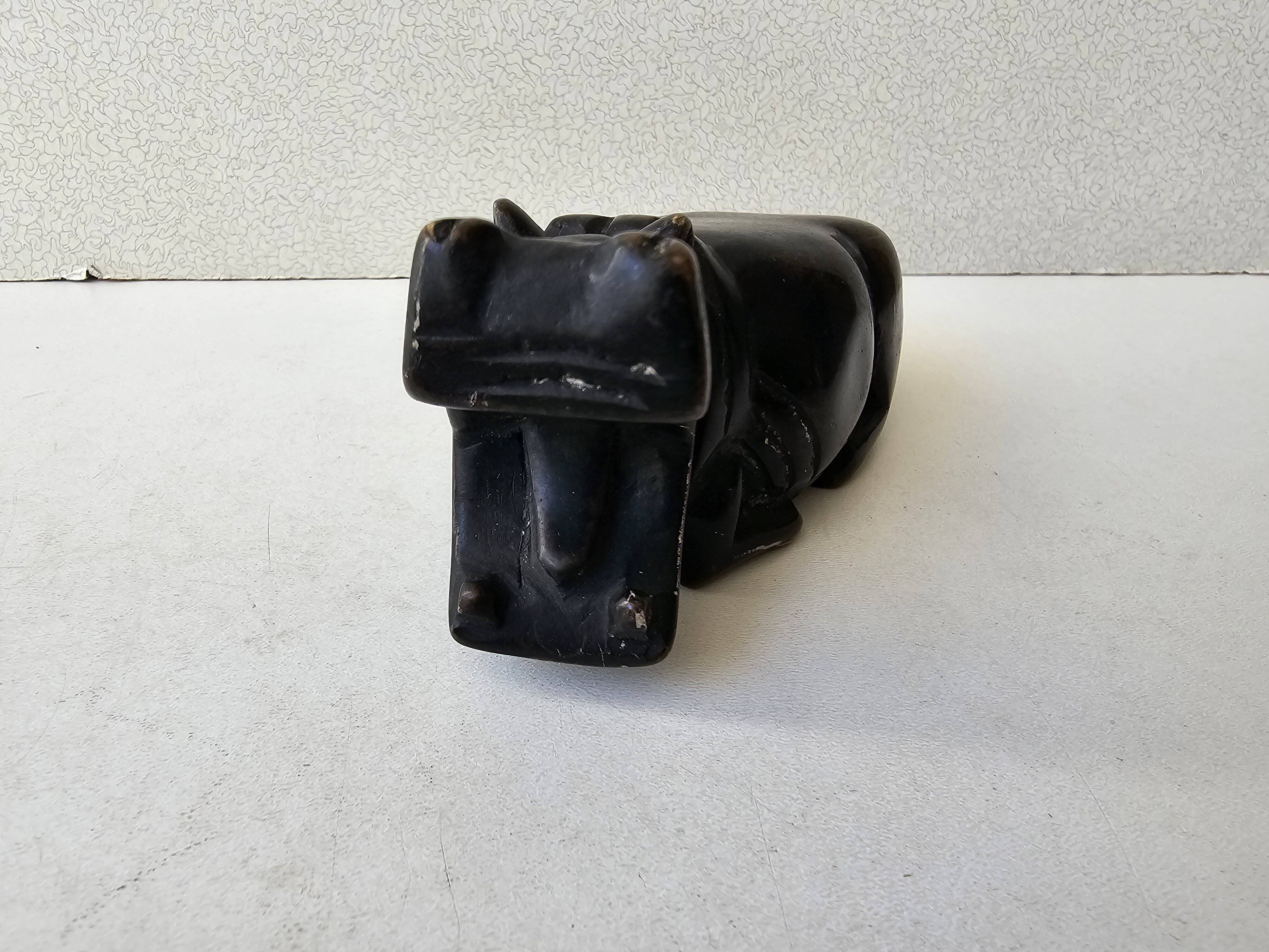 Paperweight Sculpture zoomorphic statuette in stone hippopotamus mouth or