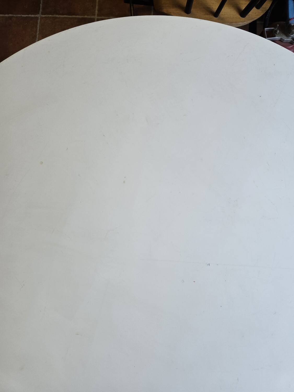 Tulip foot table from the 70s, 120cms in diameter