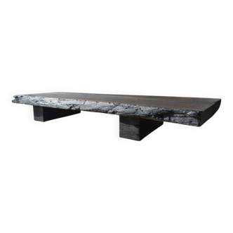 Table basse bois brûlé Wabi sabi