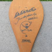 Pair of wooden "la cancha" snowshoes, Basque Country, Peleton, 1960