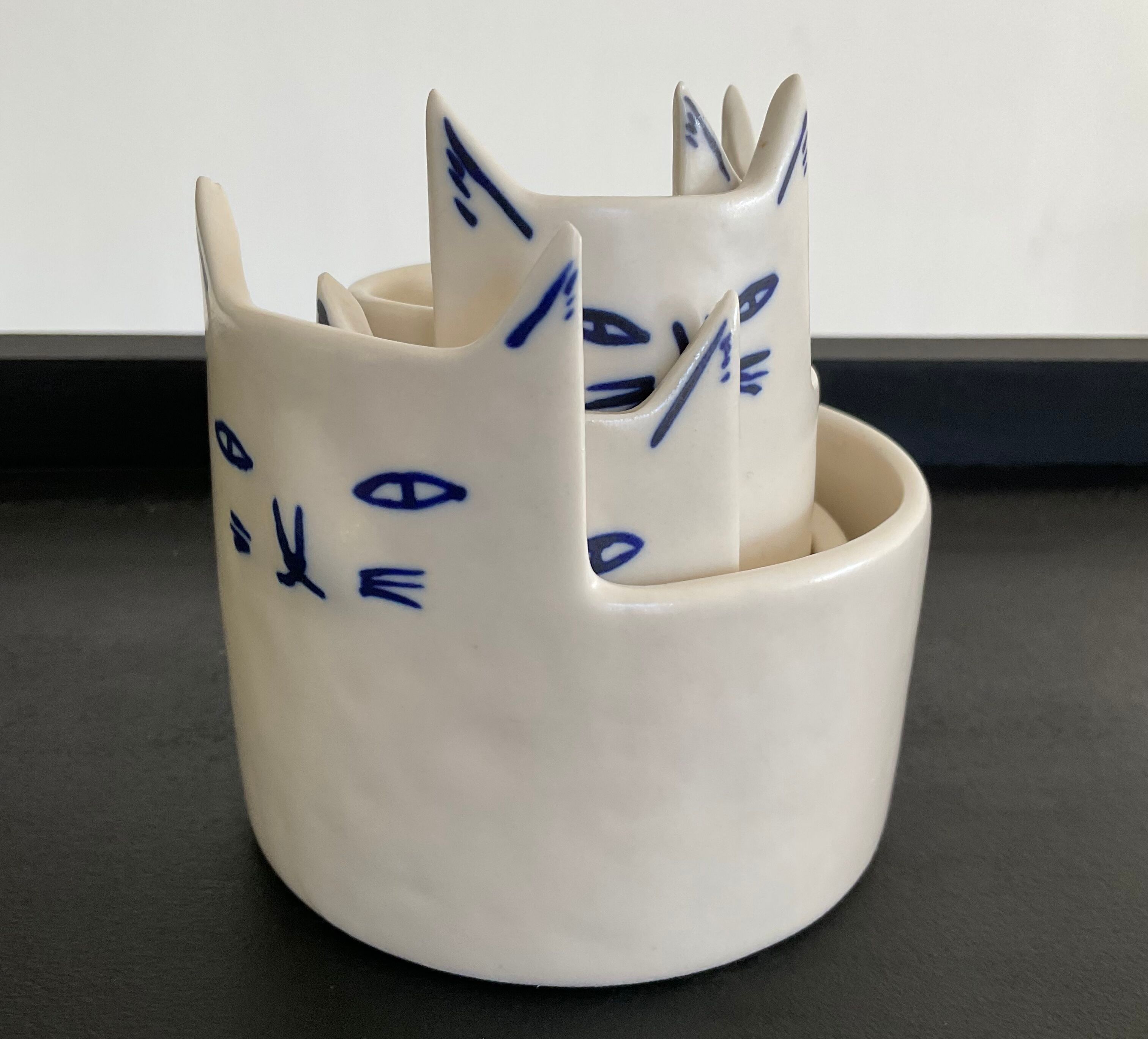 Series of 4 ceramic cat ramekins