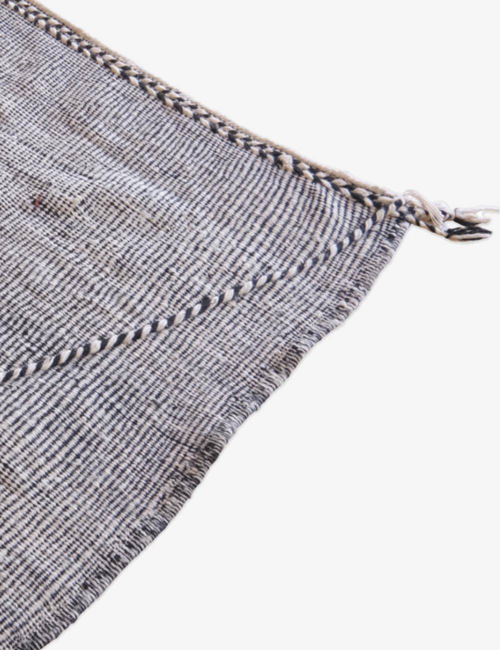 Moroccan Kilim Zanafi Rug - 314 x 194 cm