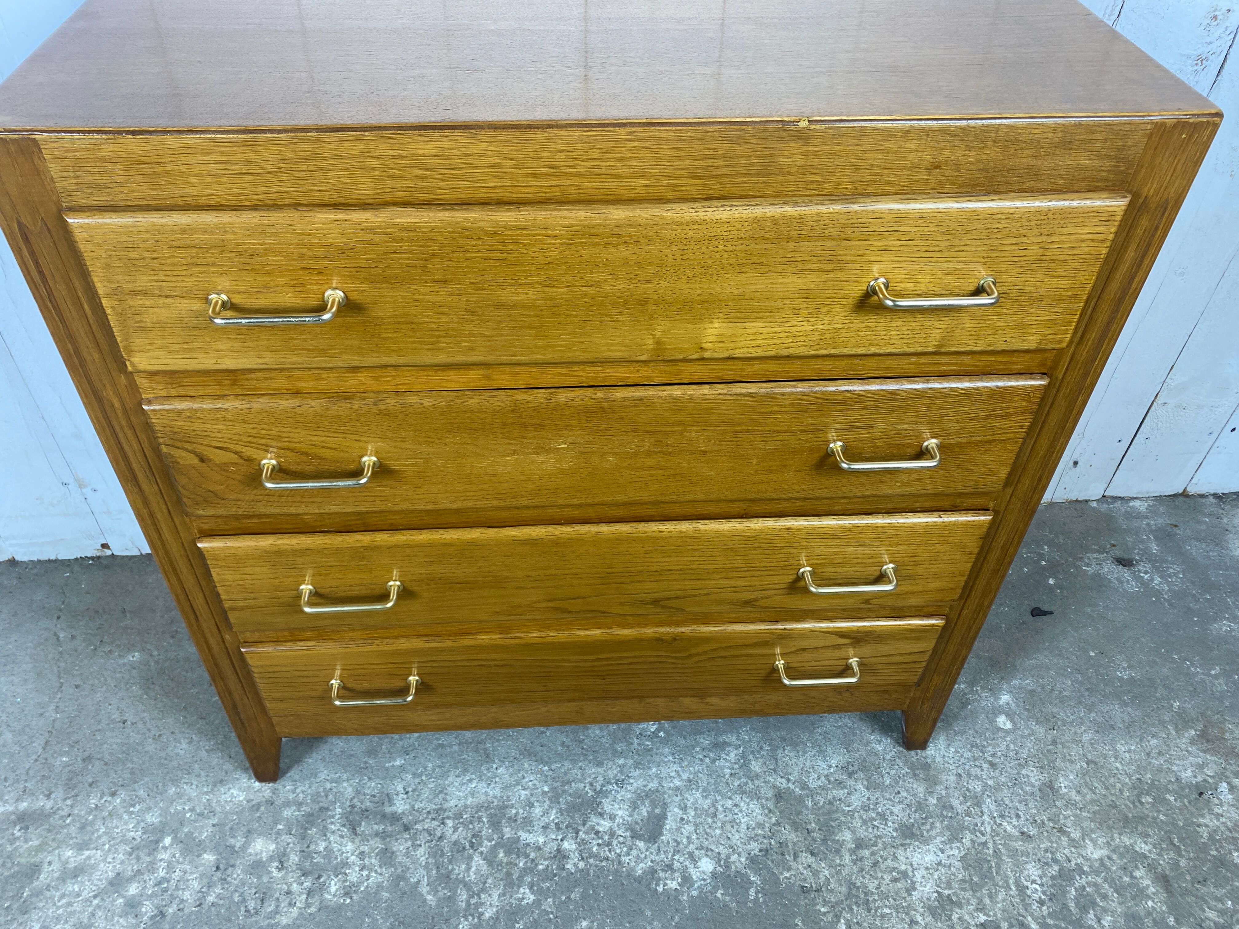 Commode vintage
