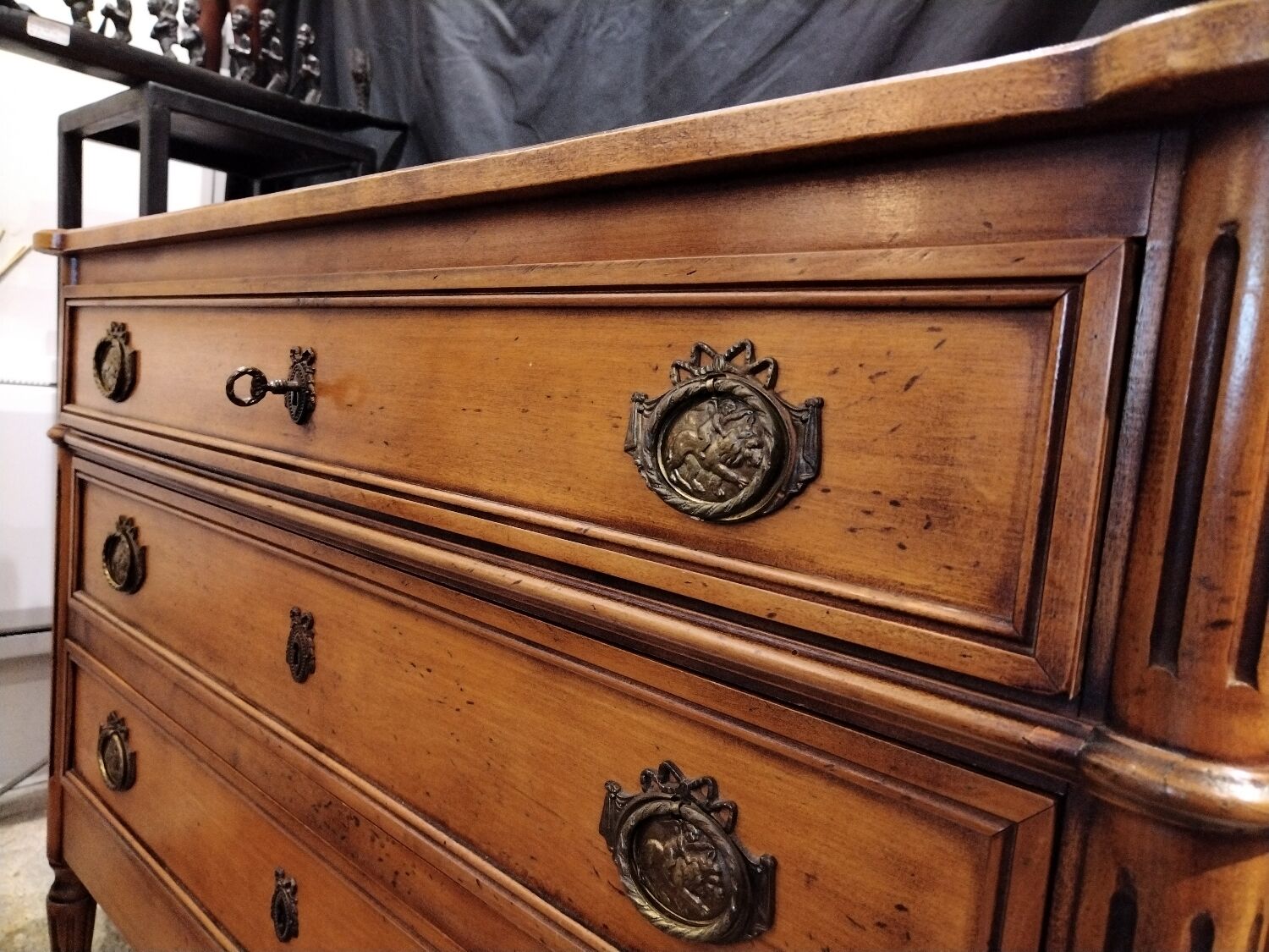 Chest of drawers 3 drawers Louis XVI style