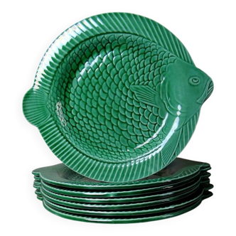 7 Old flat plates of green fish barbotine from Sarreguemines