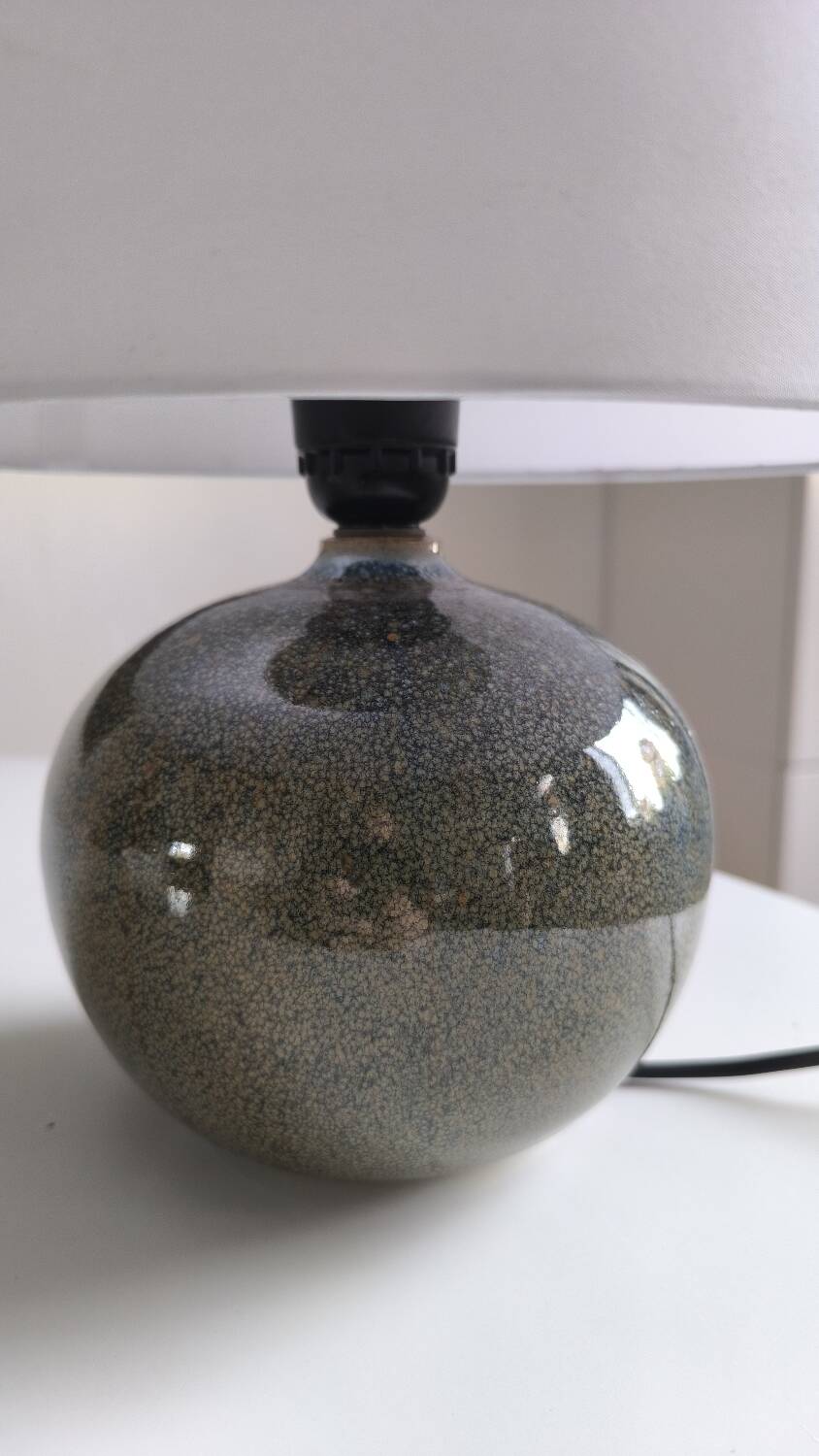 Table lamp in glazed stoneware