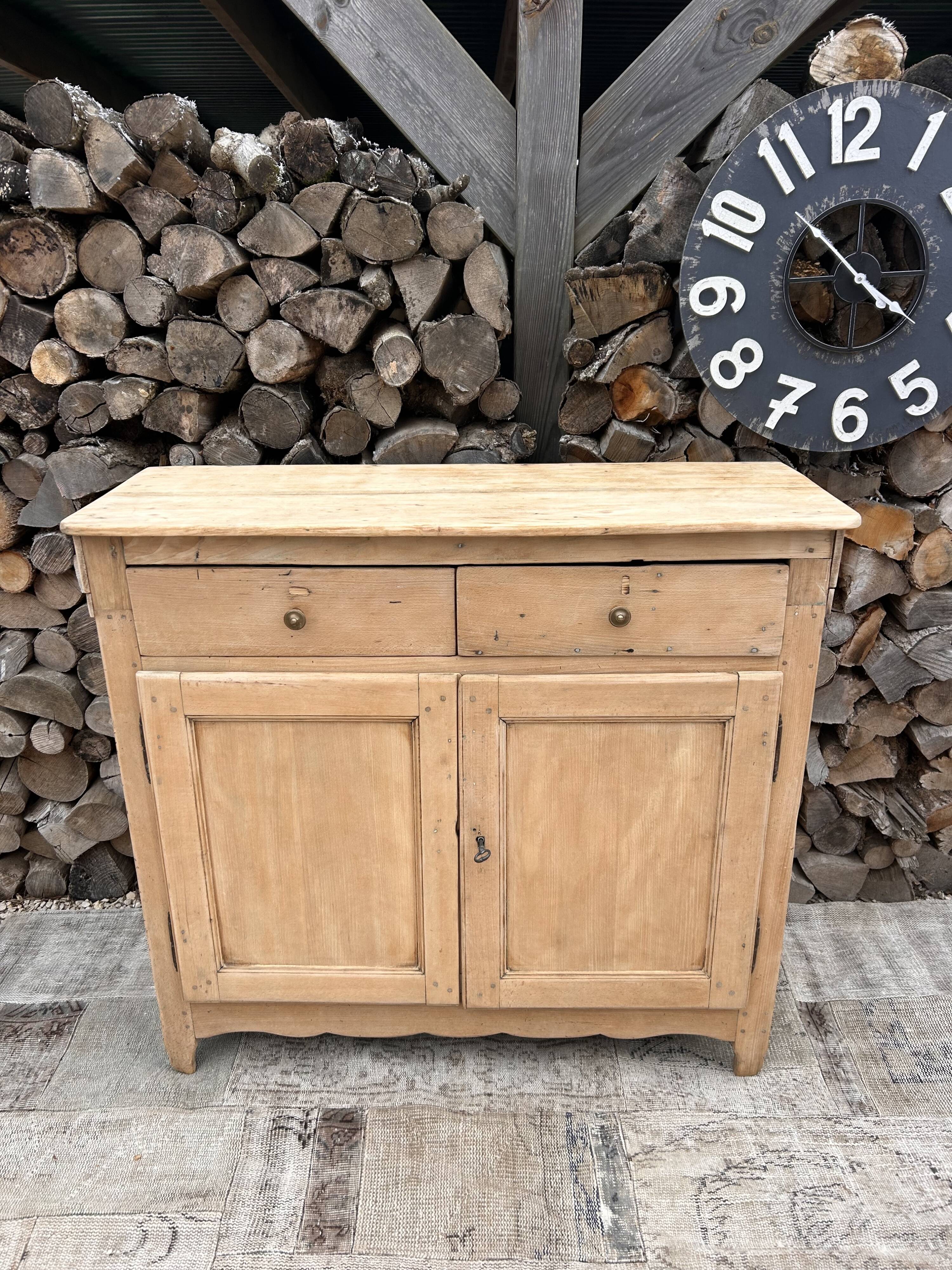 Massive renovated buffet