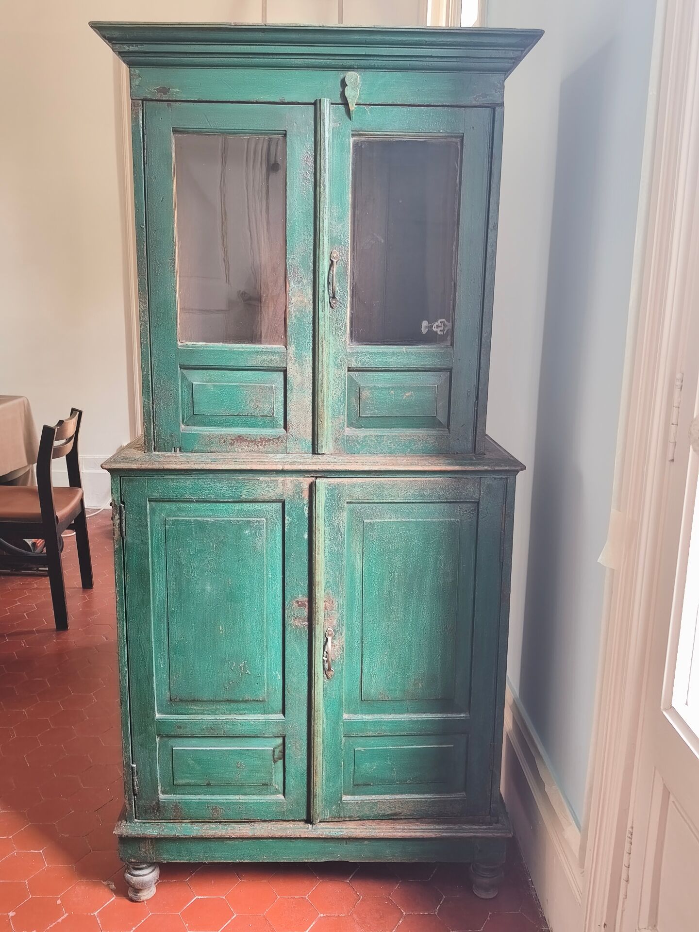 Vaisselier, buffet vintage vert