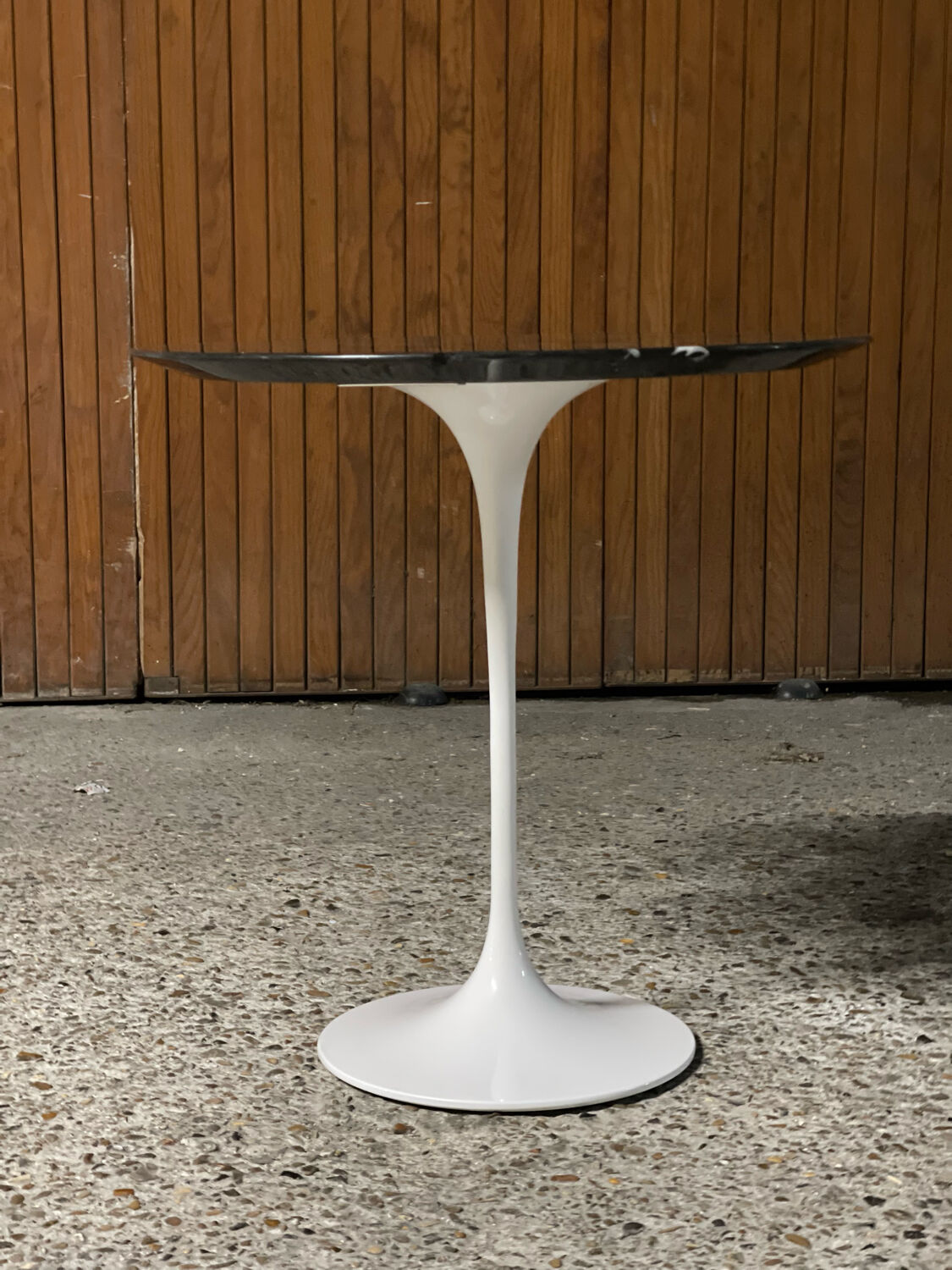 Side table Pedestal table Eero Saarinen pou knoll