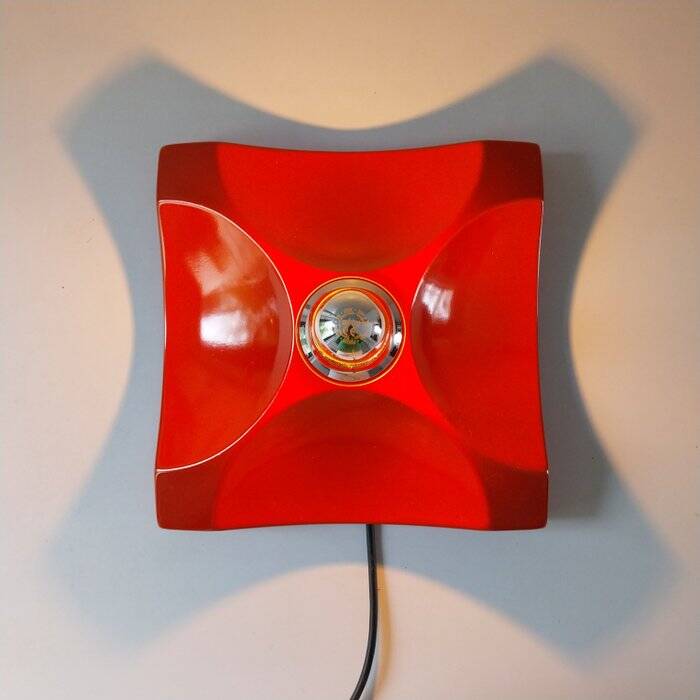 Fael Scudo Italian wall light