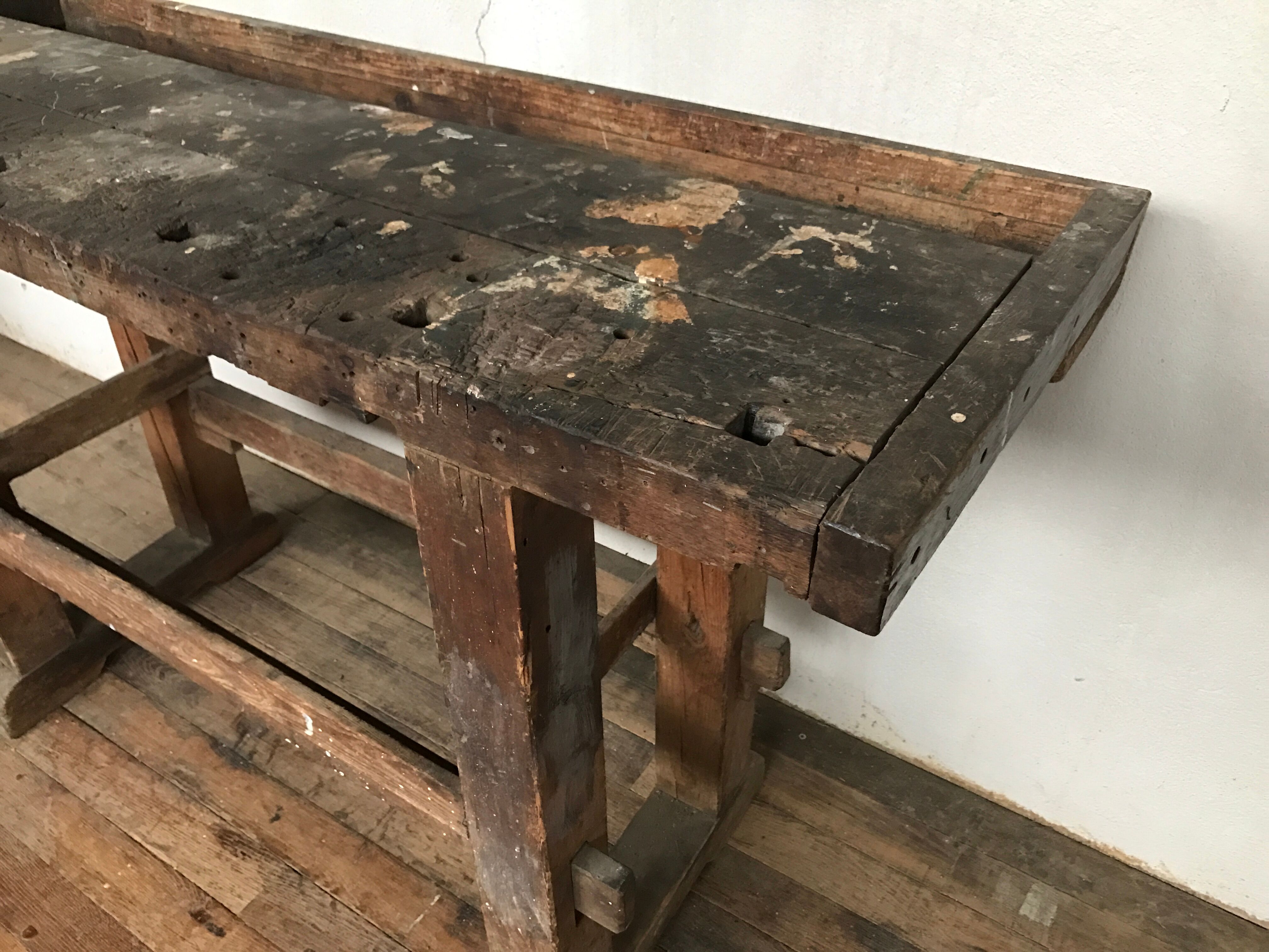 Carpenter Workbench raw wood end 1900