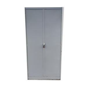 Armoire industrielle en fer