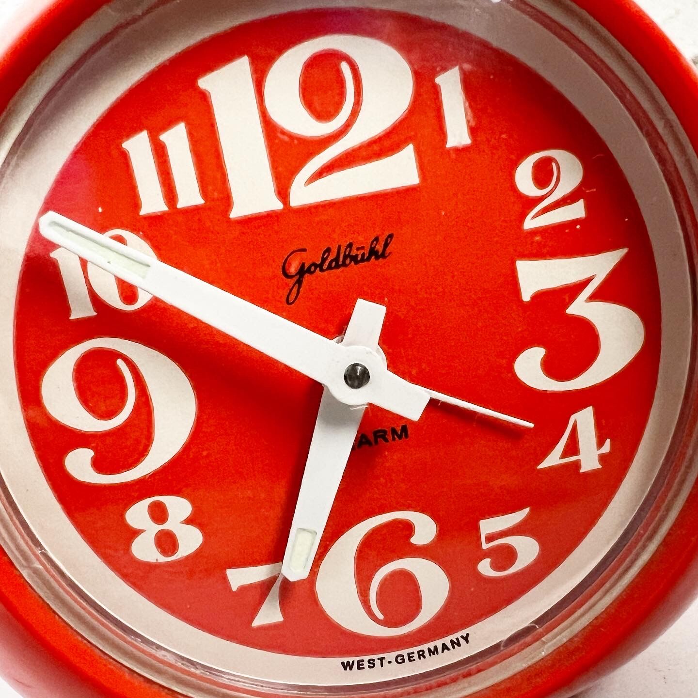 Vintage alarm clock Goldbühl orange