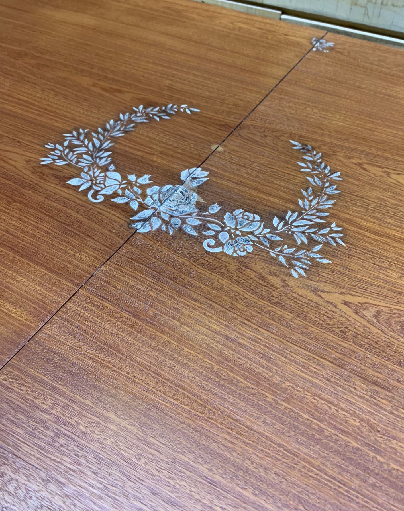 Table with extensions