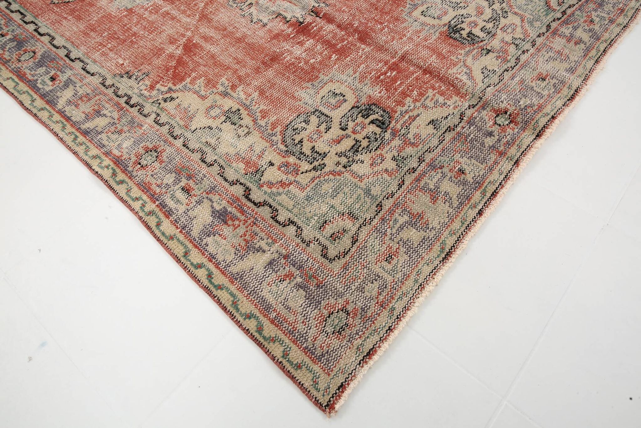 5x8 Red & Blue Classic Oriental Vintage Rug, 143x235Cm