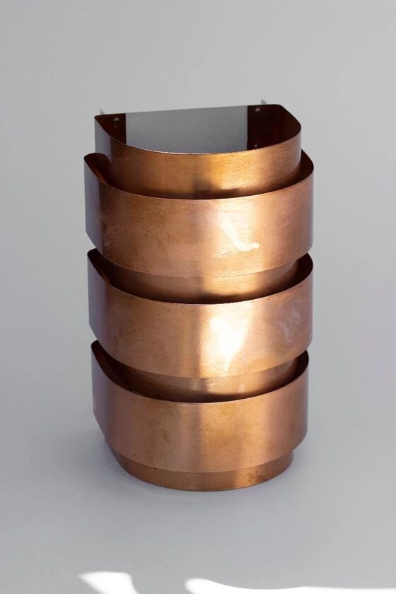 Hans-Agne Jakobsson wall lamp in copper, model V155 - Sweden, 1960s