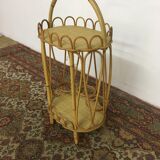 Vintage rattan dessert