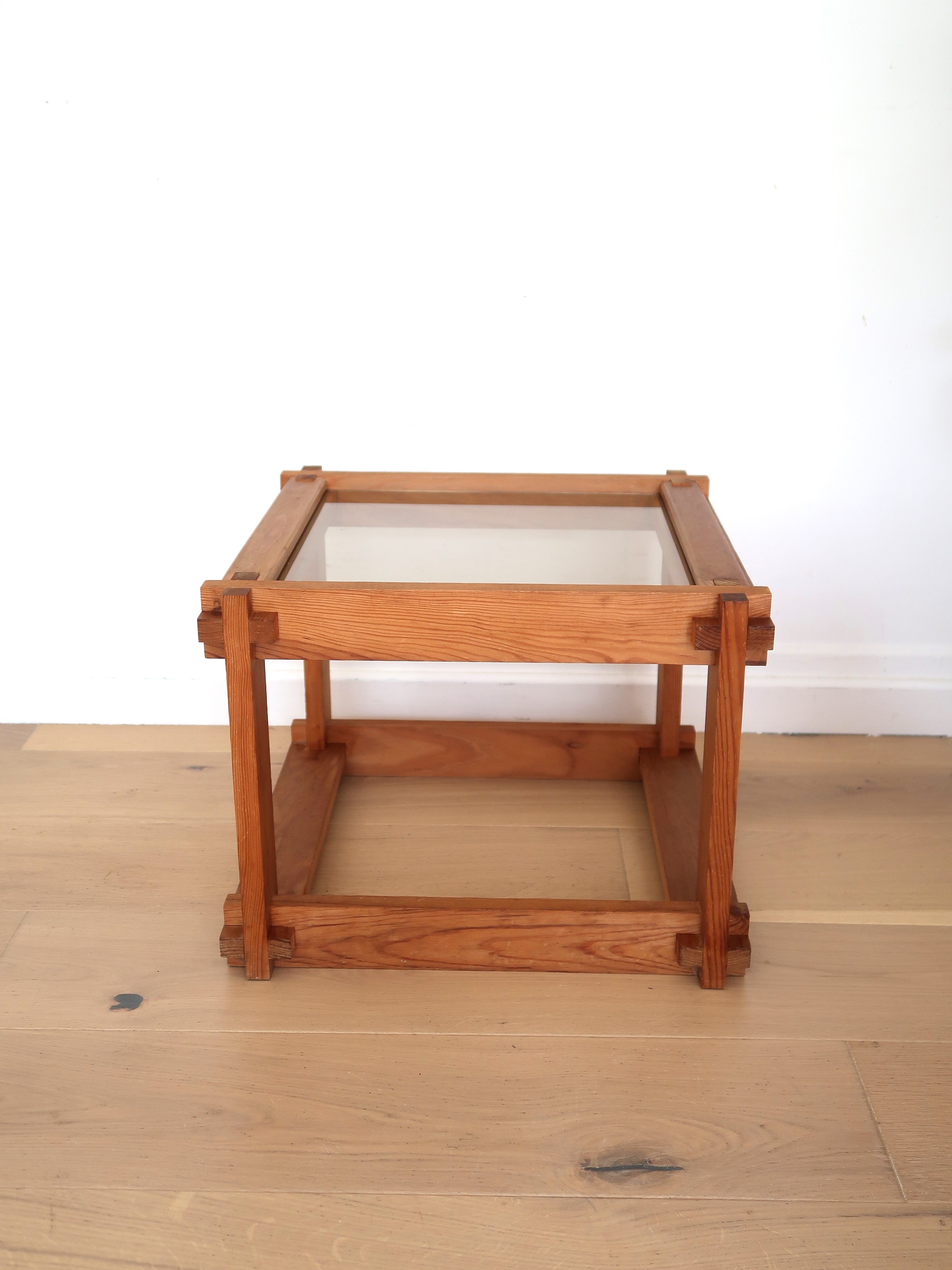 Wooden side table / bedside table 60s 70s
