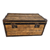 Old trunk coffee table bar