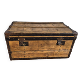 Old trunk coffee table bar